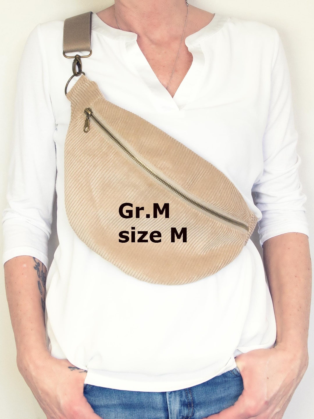 Bauchtasche Cord, Hüfttasche mit Wechselgurt, drei Größen, beige