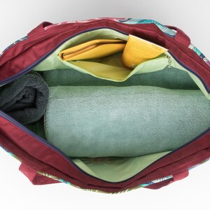 Beach bag XXL, shopper bag with zipper, water-repellent, foldable shopping bag, large bathing bag image 8