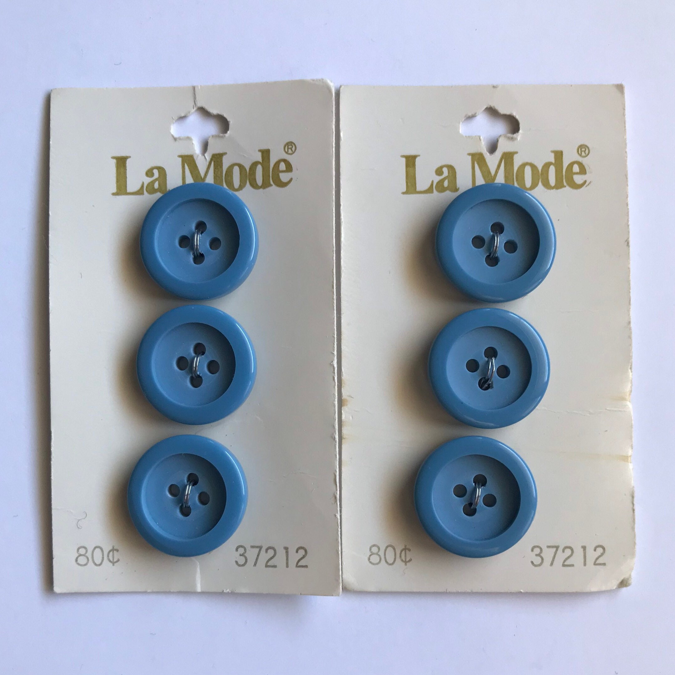 Blue Button, Light Blue Buttons, 4 Hole Lot of 10-50-100-500 Buttons  Internal Colored 9/16 13.8mm 