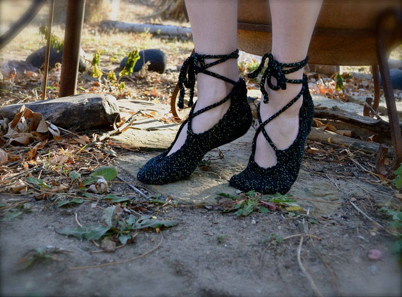 Ghillies Dance Slipper Knitting Pattern PDF digital