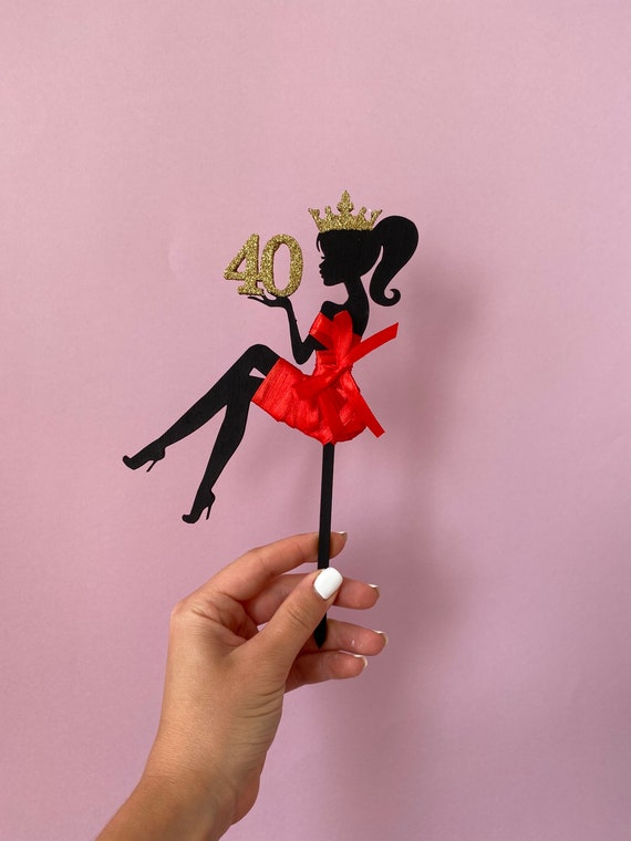 Schöne Frau Silhouette Im Meer Lizenzfreie Fotos, Bilder Und Stock  Fotografie. Image 7856308.