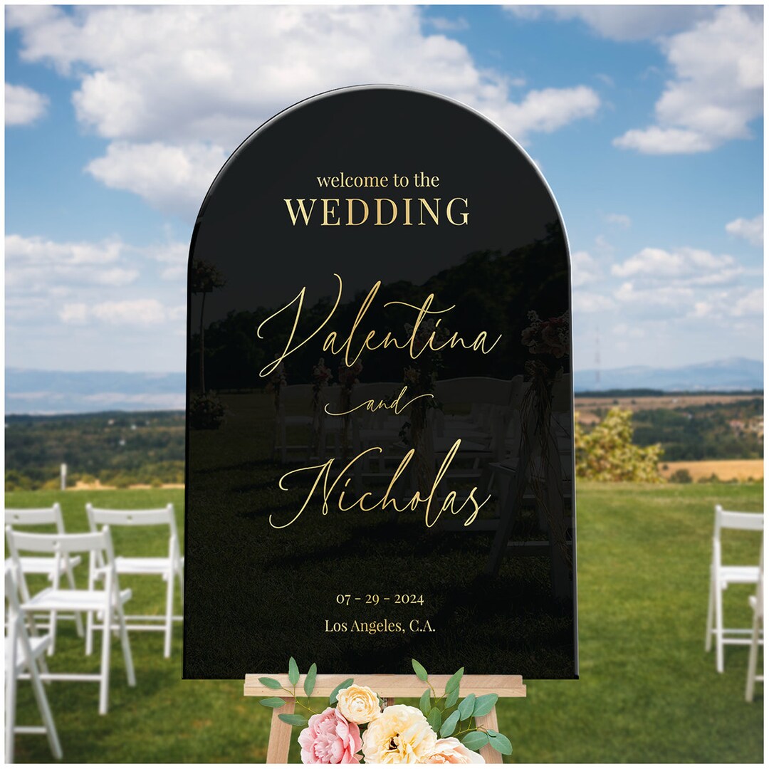 Black & Gold Wedding Welcome Sign, Personalized Wedding Sign, Custom ...