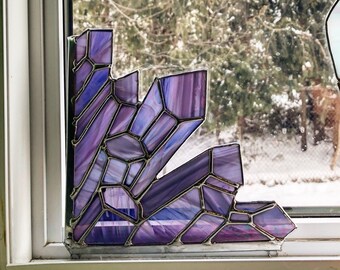 Crystal cluster corner piece