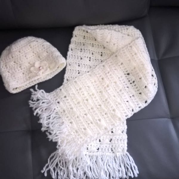 ensemble bonnet écharpe enfant au crochet