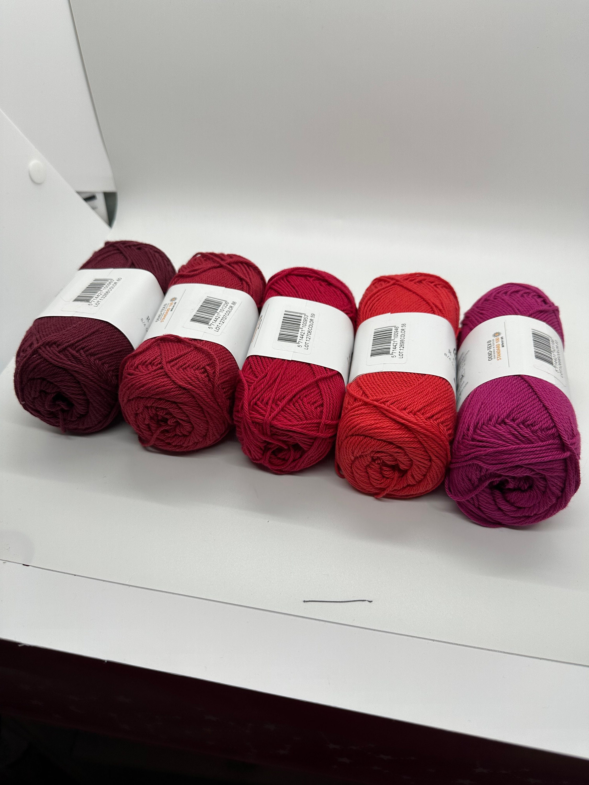 毛糸 RAINBOW cotton 8/8 26玉