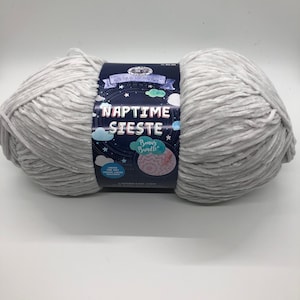 Lion Brand Naptime Bonus Bundle Yarn: Pale Gray Velvet