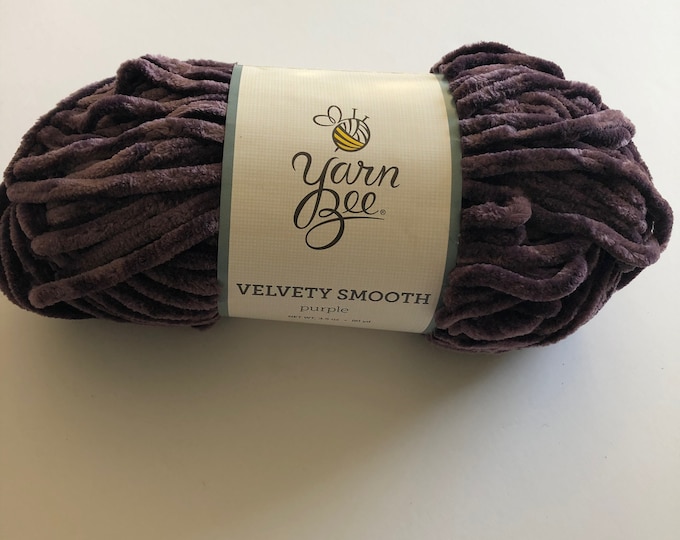 Baby Bee Adore A Ball in Pink a Boo, Light Pink Velvet Yarn, Baby Pink