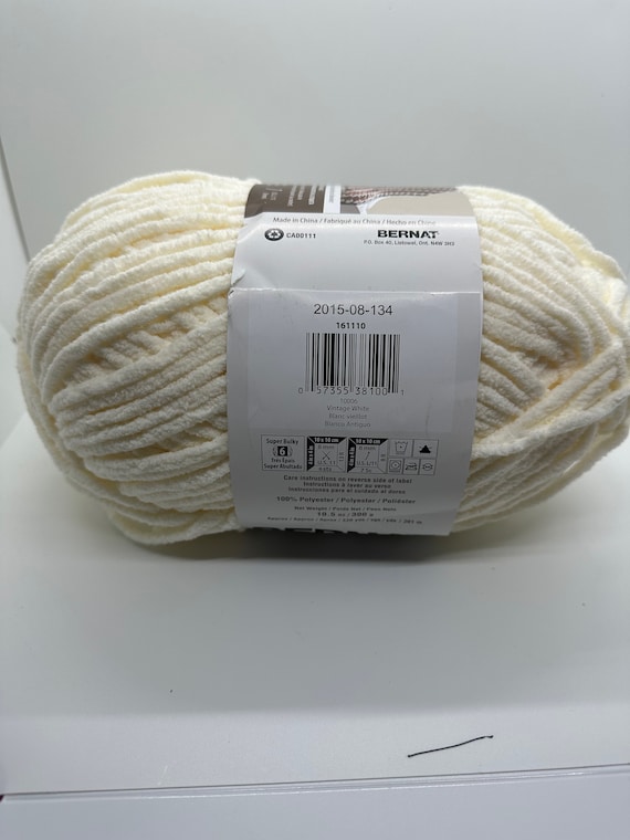 Bernat Blanket Yarn in Antique White Color off White Blanket -  Norway