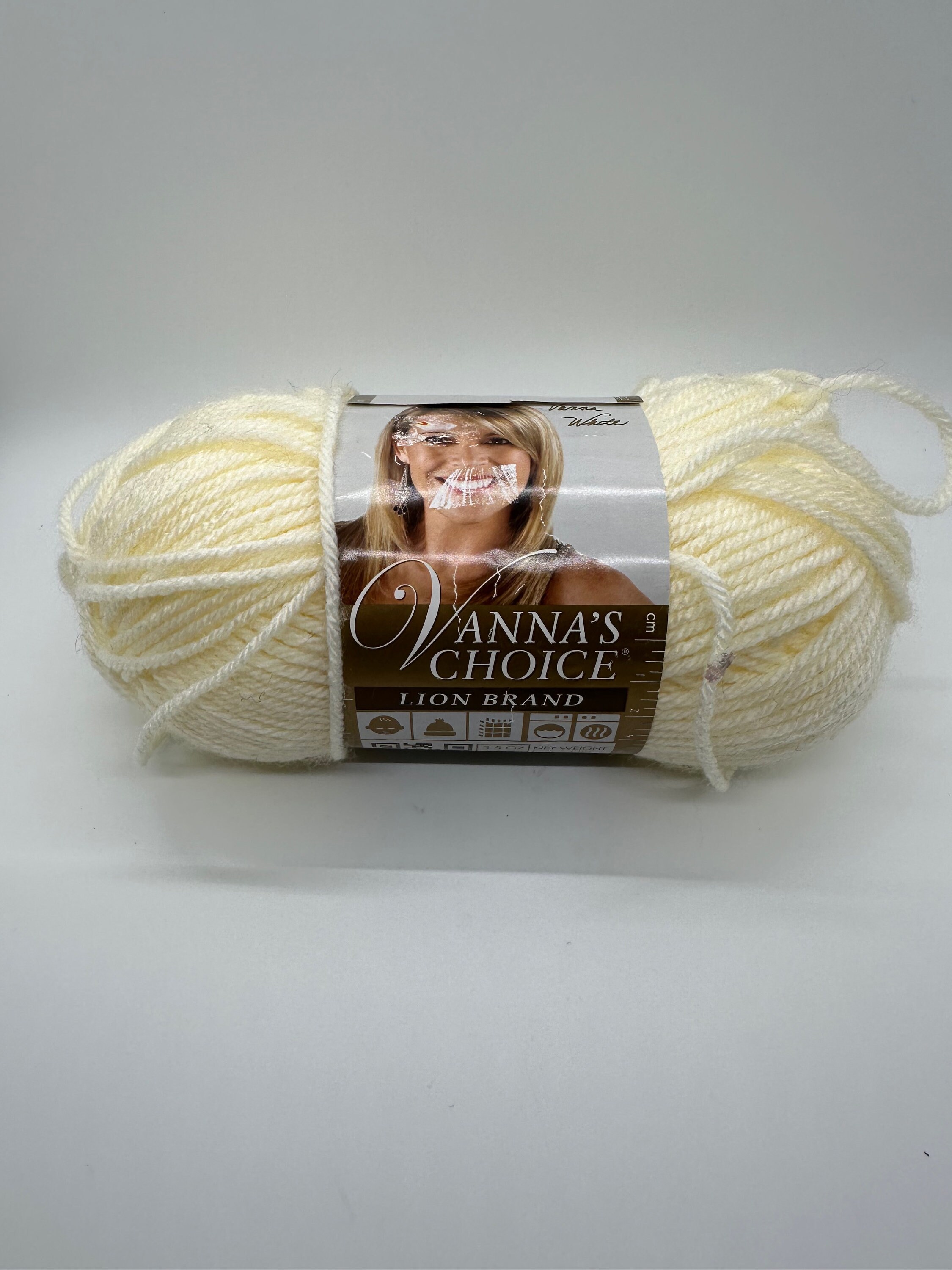  Lion Brand Yarn (1 Skein Vanna's Choice Yarn, White