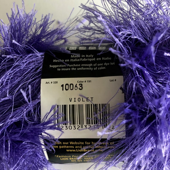 Violet Discontinued Yarn, Fun Fur Yarn From Lion Brand in Violet. Eye Lash  Yarn in Bright Purple. 