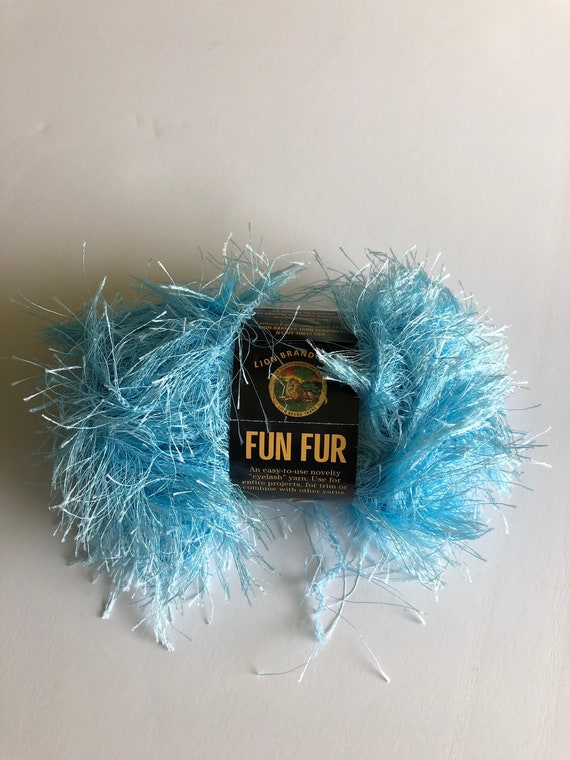 Discontinued Yarn, Fun Fur Yarn From Lion Brand in Light Blue. Eye Lash Yarn  in Light Blue. -  Canada