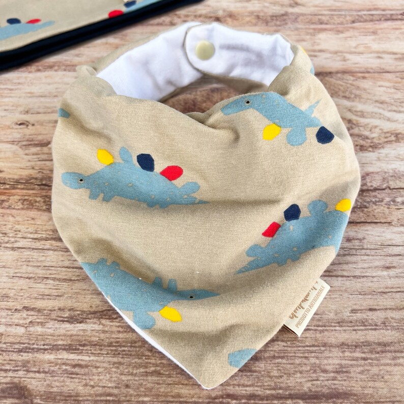 Coordinated spring hat and newborn bandana. Dinosaur baby cotton hat. image 4