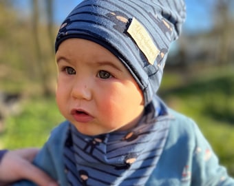 Newborn hat and neck warmer bandana. Striped cotton baby hat with little ninjas.