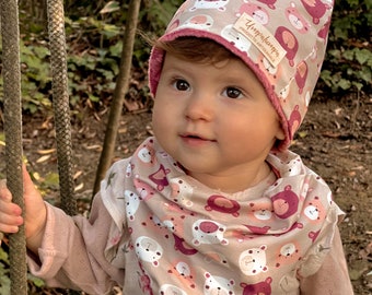 Girl's winter hat with teddy bears. Little girl's cast cap. End of series sales.