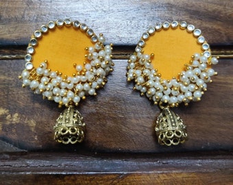 Boucles d'oreilles en tissu faites à la main/ goujons / Bijoux pour femmes indiennes/ déclaration de revenus