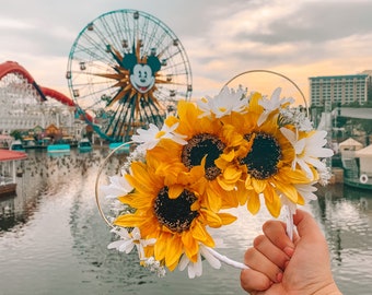 Sunflower wire mickey mouse ears