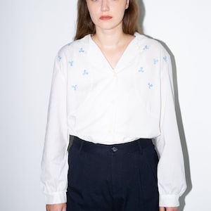 Vintage White Cotton Blouse With Embroidered Flowers, 70s Size L/XL