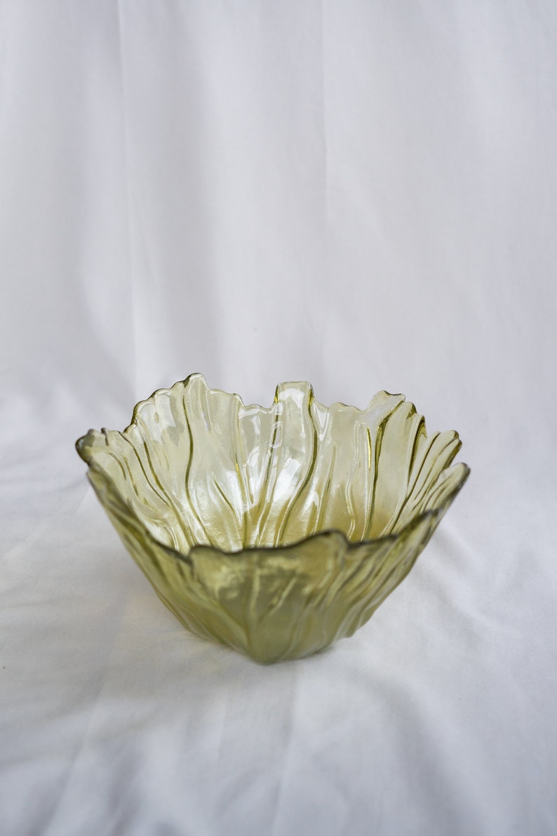 Vintage geel geperst glas kom, decoratieve catch all bowl afbeelding 2