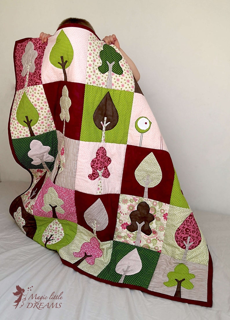 Modern baby girl quilt pattern, a spring forest with linden and chestnut tree and bird appliques. Includes a sew along video image 4