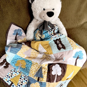 Applique baby quilt PDF pattern with tree and bear appliques. A modern patchwork quilt Our Forest from Magic Little Dreams. Unisex. image 7