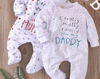 I love my mummy - I love my daddy - baby bodysuit - baby girl - baby boy - baby grow- new baby gift - baby shower gift - Father’s Day baby.