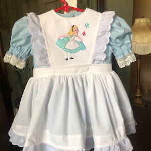 Alice in wonderland dress