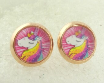 Pendientes de botón de unicornio en oro rosa, acero inoxidable de 8 mm