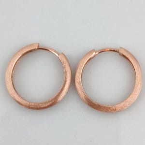 Pendientes de aro 925 oro rosa mate 18 mm