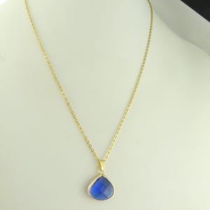 Kette Halskette Gold Blau mit Anhänger Dreieck Edelstahl
