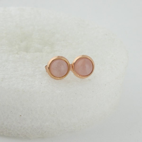 Cabochon ear stud rose gold rose quartz stone pink round minimalist stainless steel 6mm