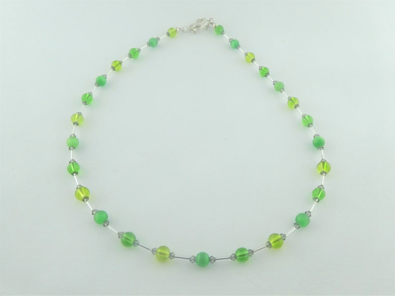 Chain necklace silver-green-light green opal minimalistic glass beads Cat Eye 6mm image 4