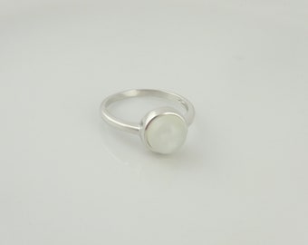 925 Sterling Silver Ring Silver White Milky Moonstone 8 Mm