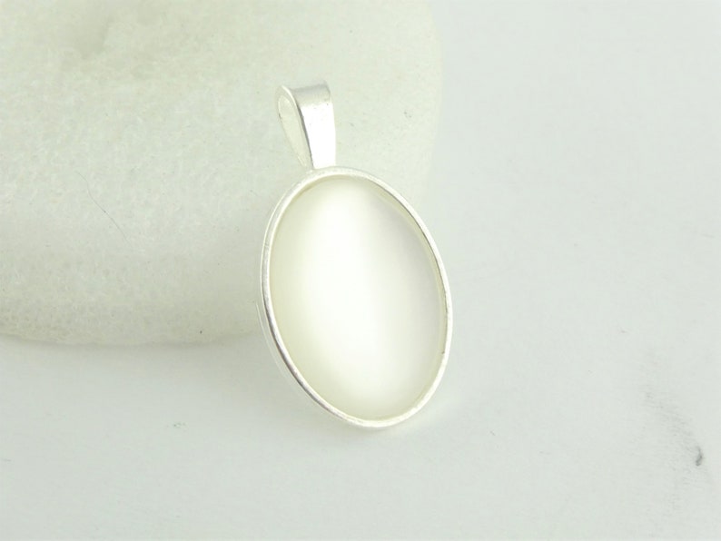 Cabochon Anhänger Silber Weiß Perlmutt opal oval 25x18mm Bild 2
