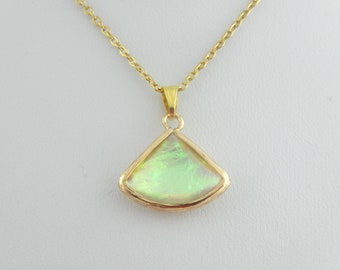 Kette Halskette Gold Weiss Grün Hellgrün Opal mit Anhänger Fächer Edelstahl