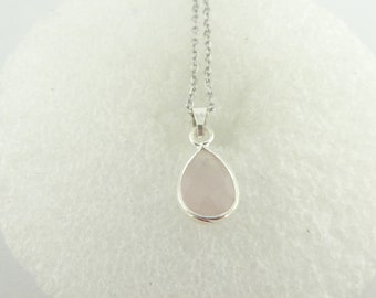 チェーンネックレス シルバー ピンク ローズクォーツ ドロップ