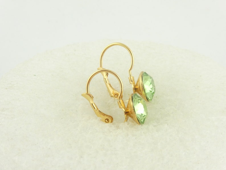 Earrings earrings gold green peridot Swarovski stone crystal round stainless steel 8 mm image 4