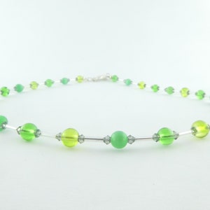 Chain necklace silver-green-light green opal minimalistic glass beads Cat Eye 6mm image 3