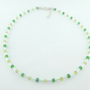 Kette Halskette Silber-Grün-Hellgrün Glasperlen minimalistisch 4mm,Muttertag Bild 4