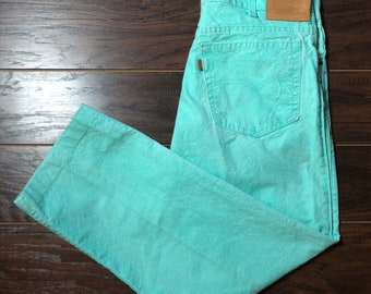90’s Vintage Western Women’s Levi’s Two Horse Brand Jeans
