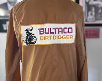 Vintage 1970s Bultaco Dirt Digger Patch Mens Medium Sears Nylon Motocross Racing Windbreaker Made in Japan Brown White Zip Motorcycle