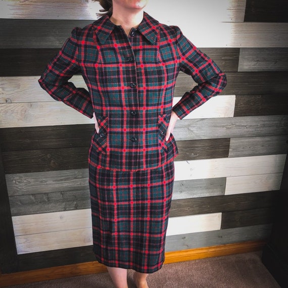 1970’s Beautiful Vintage Pendleton 2 Piece Suit wi