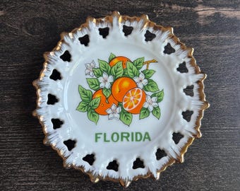Vintage Florida Souvenir Plate Made in Japan Orange Blossom Citrus Reticulated Gold Trim Wall Decor