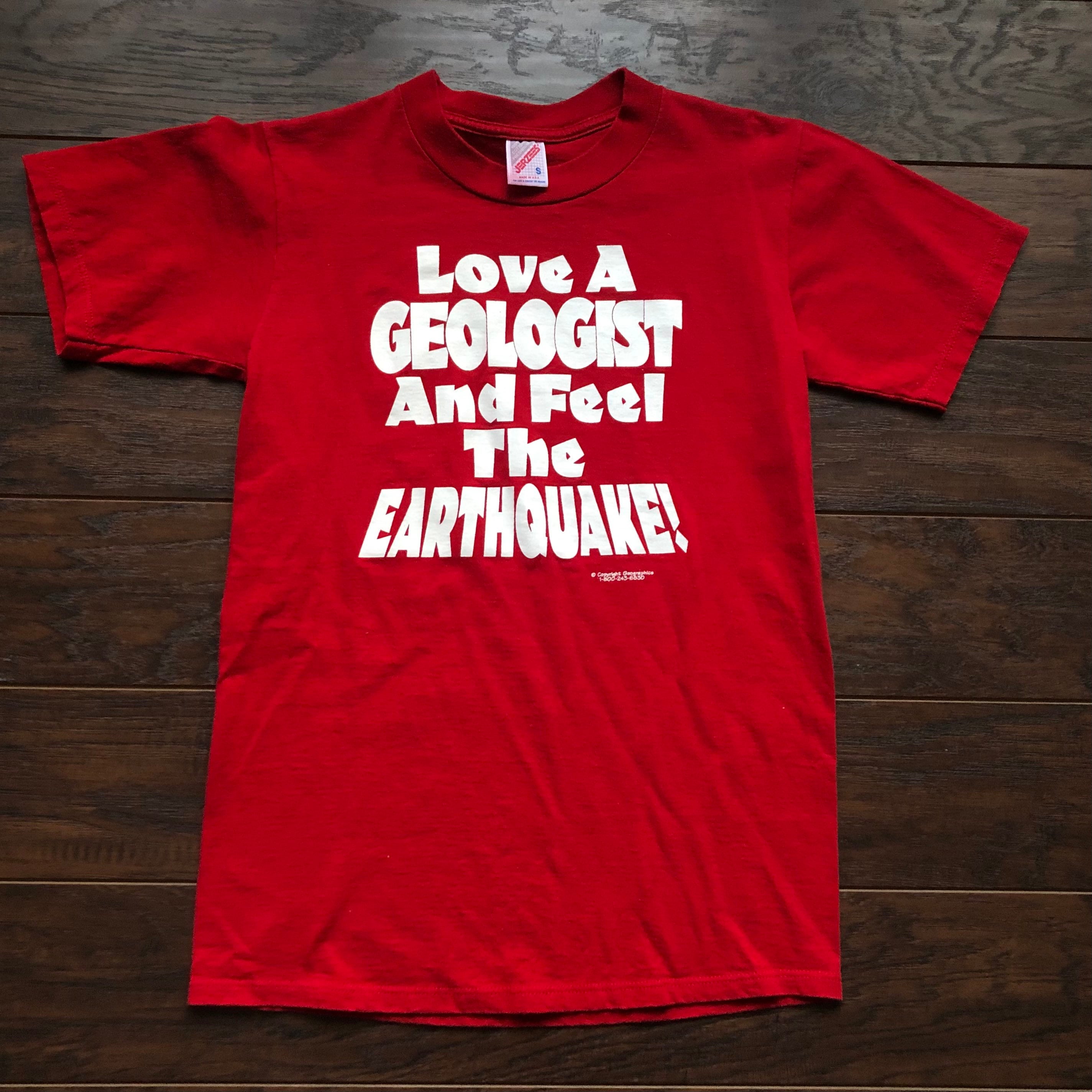 Love A Geologist And Feel The Bedrock T-Shirt Love A Geologist And Feel The Bedrock T-Shirt