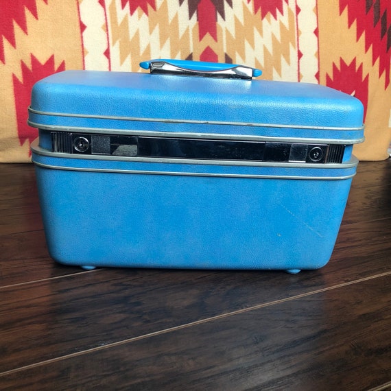 Vintage Samsonite Silhouette Makeup/Train Case wit