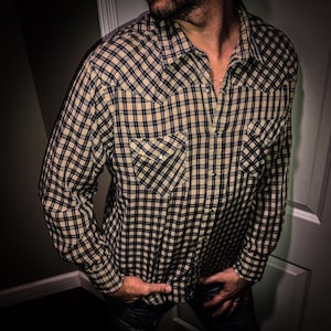 1970’s Men’s Arrow Western Wear Rockabilly Plaid Shirt with Snap Buttons.