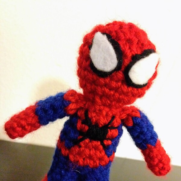The Amazing Spider-Man Amigurumi / Envío gratis / Listo para enviar