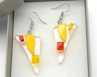 Boucles d'oreilles asymétriques, orange, en verre, attrape-soleil fusing, ambiance tropique, attaches inox, bohème, fait main, mariage, noël