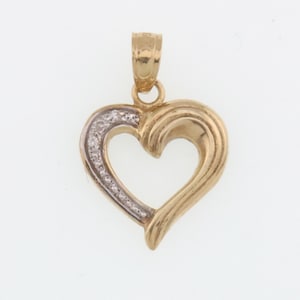 10k Yellow Gold Estate Open Heart Pendant with Diamond