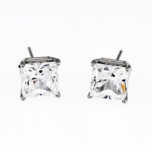 14k White Gold Estate CZ Gemstone Post/Stud Earrings