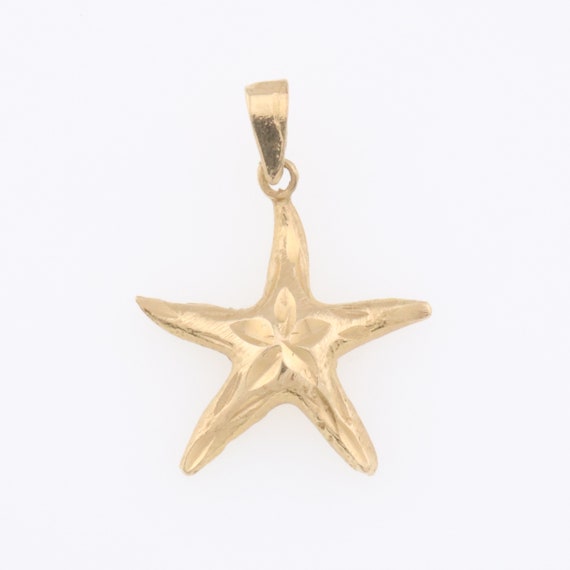 14k Yellow Gold Textured Starfish Estate Pendant - image 1